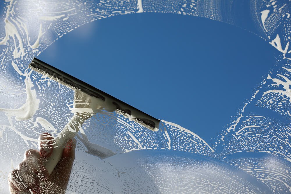 How Much Does It Cost to Have Windows Professionally Cleaned?